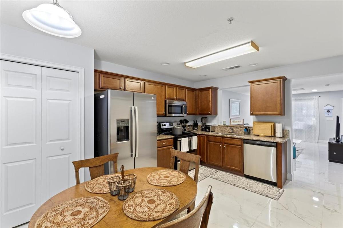 הוילה גיינסוויל King Bed Cozy Townhouse 10 Min From Uf מראה חיצוני תמונה